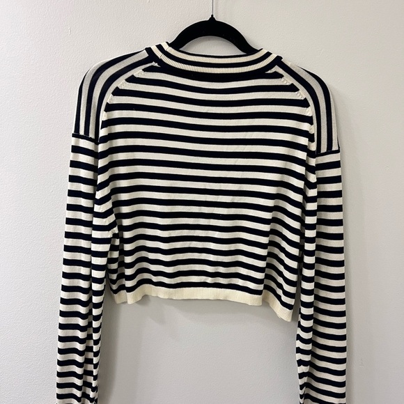 Zara Navy and White Striped Crop Top - Picture 4 of 5